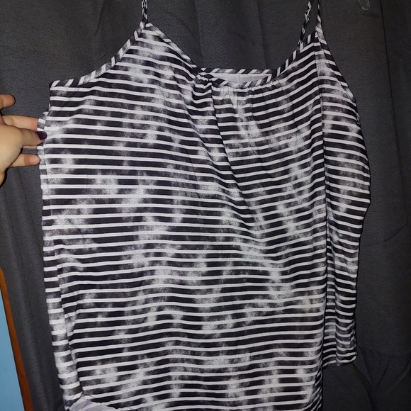 Tank - Picture 2 of 2